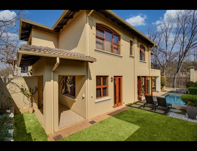 3 BEDROOM HOUSE FOR SALE IN BRYANSTON